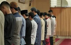 Mimpi Jadi Imam Sholat Berjamaah Menurut Islam